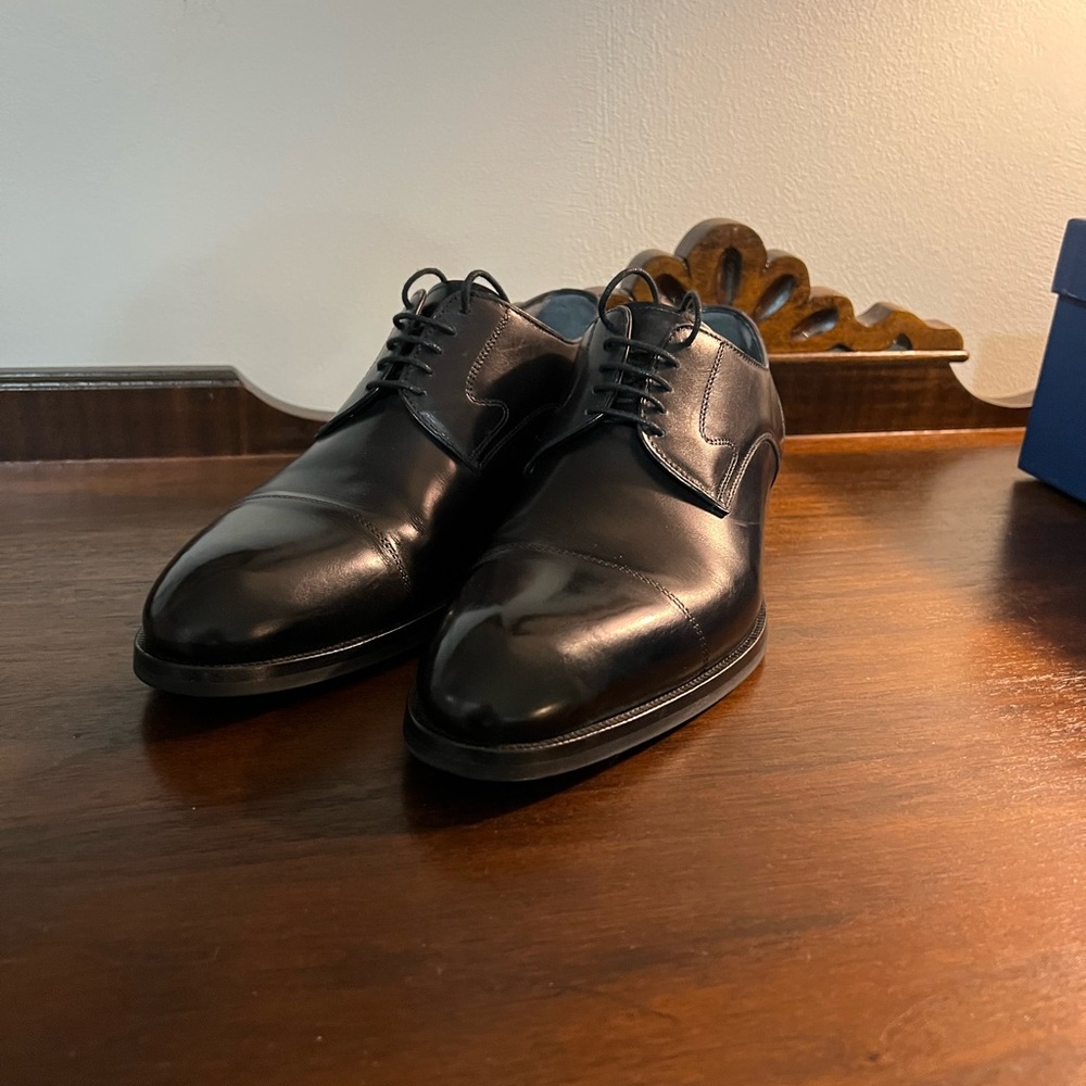 Elegant Black Leather Men's Oxfords